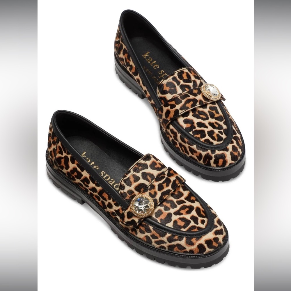 NEW! Posh Leopard Crystal Casual Loafers in size 6.